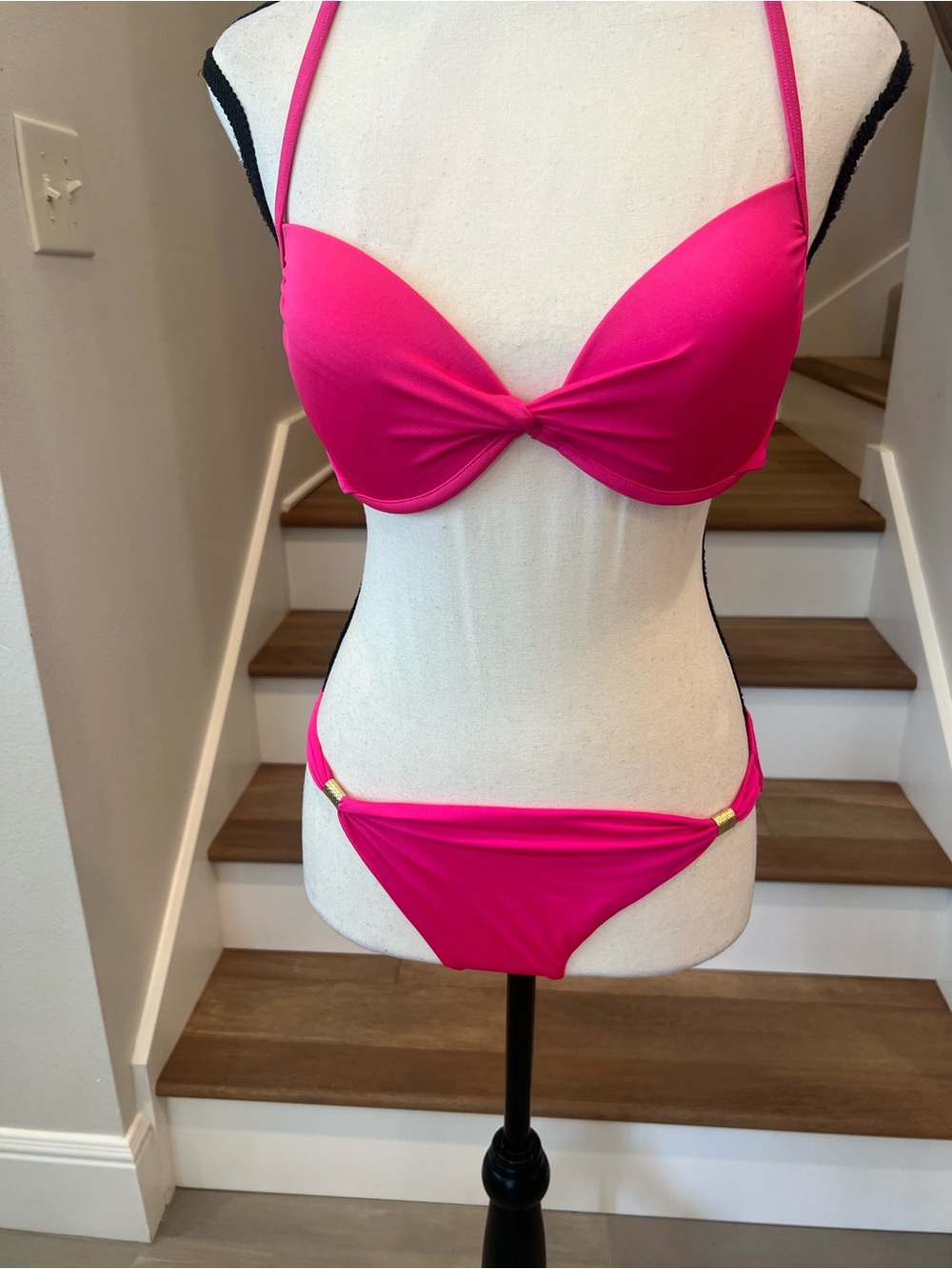Victoria's Secret Vibrant Fuchsia Twist Bikini Set